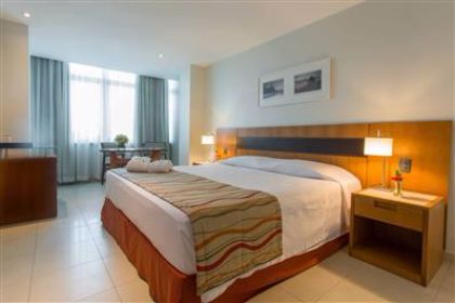 Golden Tulip Regente